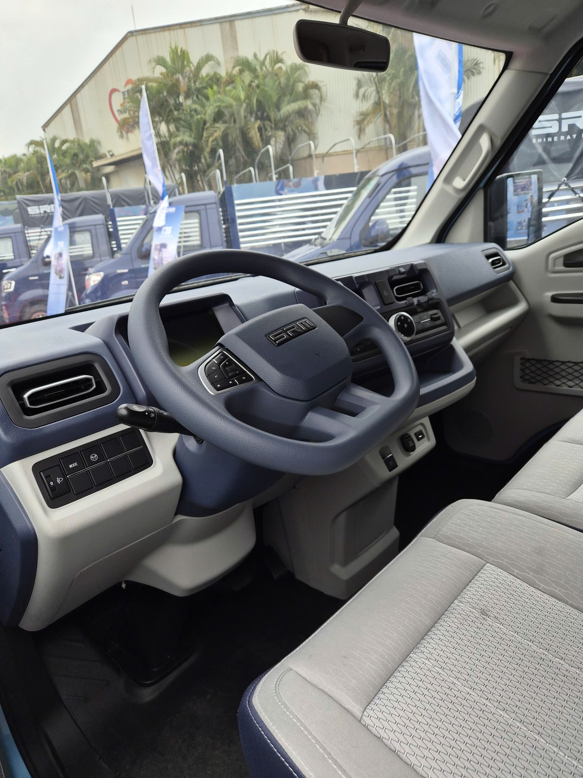 Xe Tải Van Điện E60 -E80